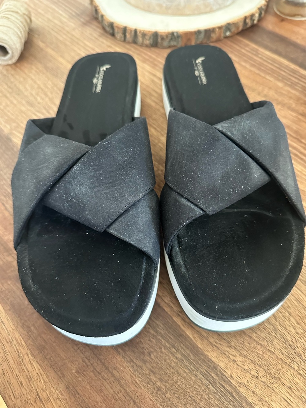 Koolaburra Black Crisscross Slide Sandals for Women